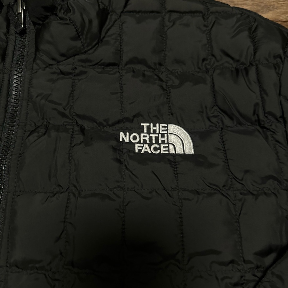 The North Face Men's TNF Thermal Insulation Jacket Size: Large NWT - Picture 3 of 13